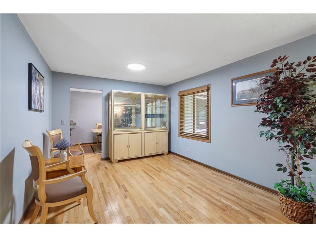 3203 Red Oak Circle S Burnsville MN 55337 7082959 image14