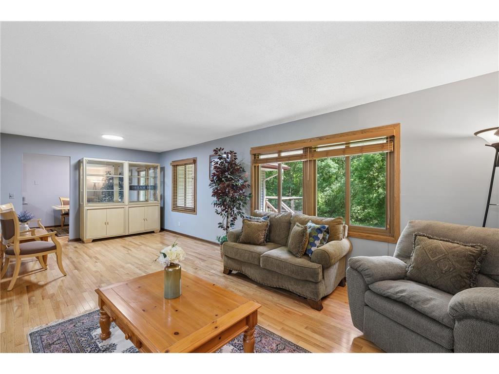 3203 Red Oak Circle S Burnsville MN 55337 7082959 image17