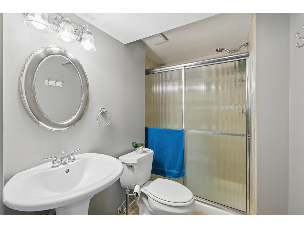 3203 Red Oak Circle S Burnsville MN 55337 7082959 image24