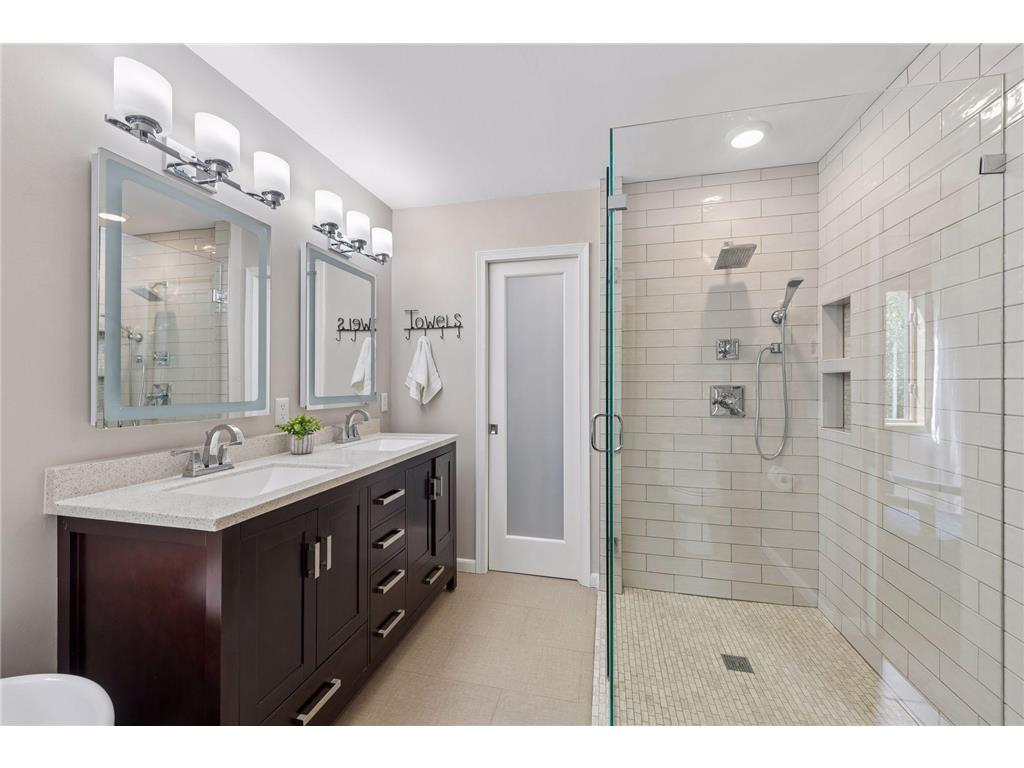 3205 Julian Drive Chaska MN 55318 7093922 image28