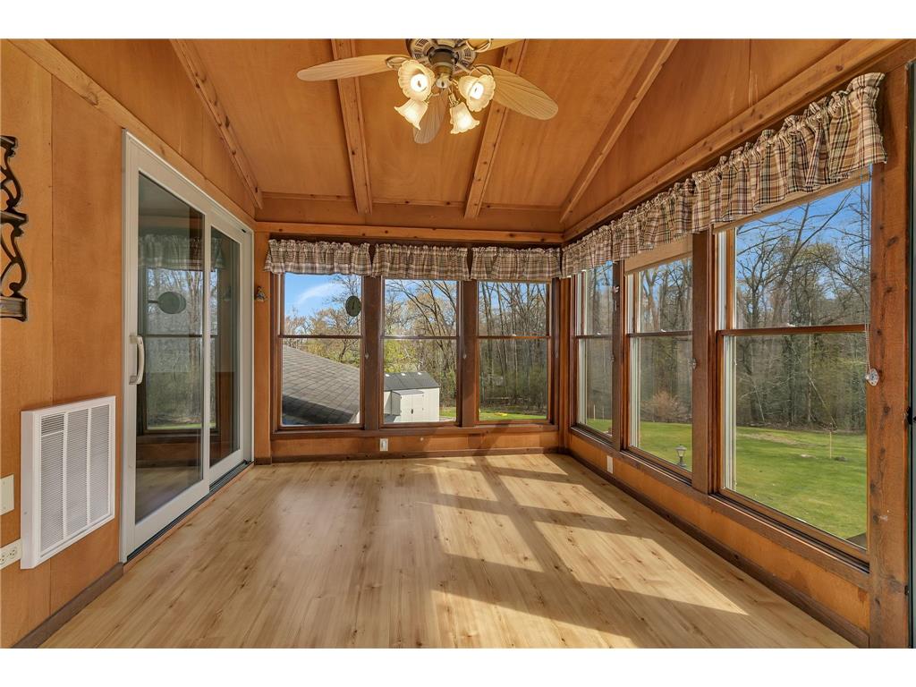 32062 742nd Avenue South Haven MN 55382 7065967 image17