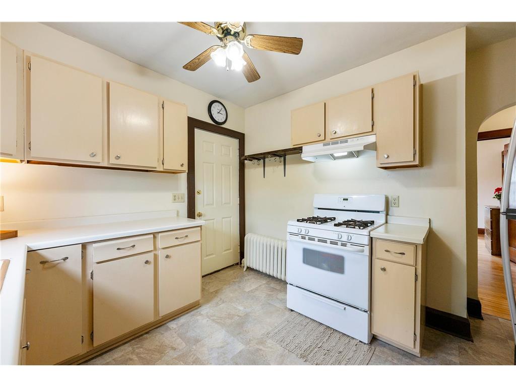 3207 Oliver Avenue N Minneapolis MN 55412 7076628 image20