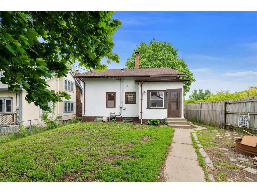3207 Oliver Avenue N Minneapolis MN 55412 7076628 image30