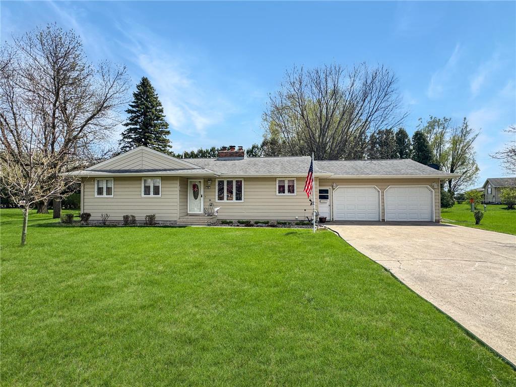 3207 Redwood Avenue Slayton MN 56172 7063739 image1