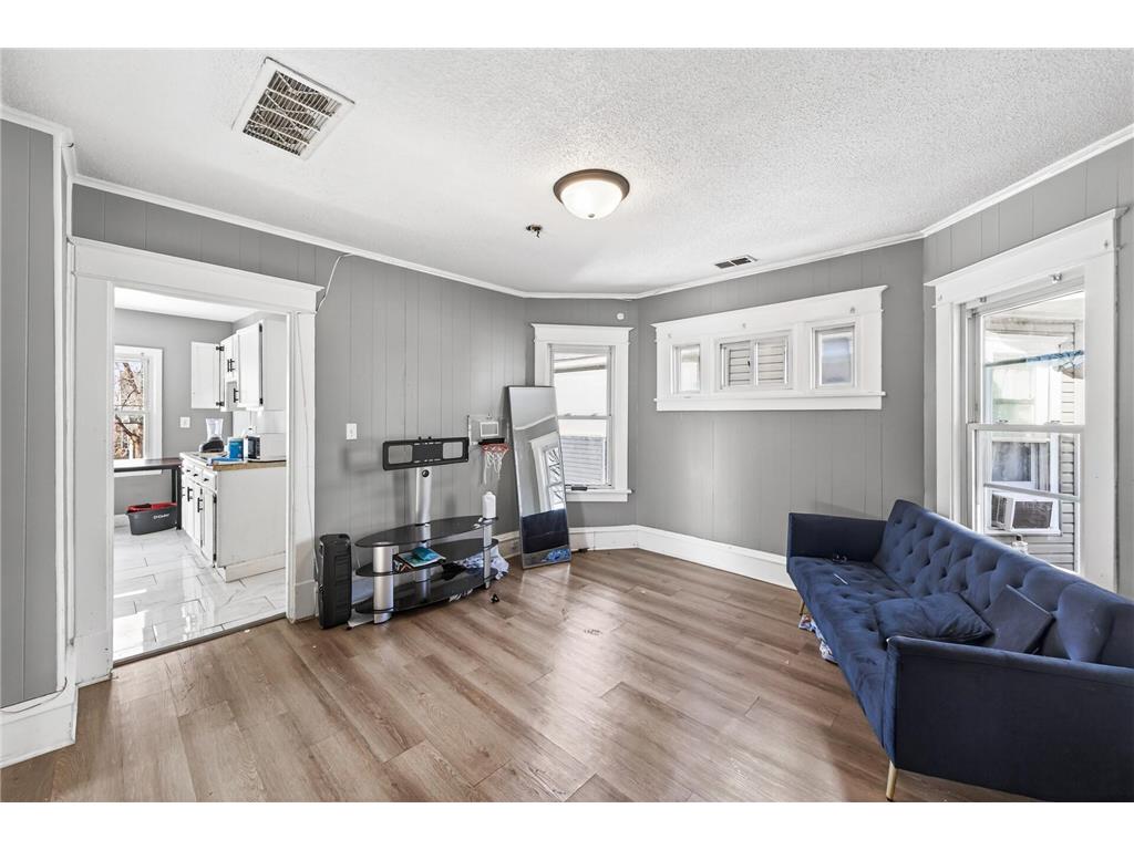 3208 19th Avenue S Minneapolis MN 55407 7020576 image10