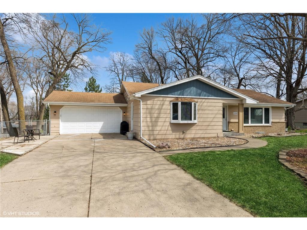 3208 Highland Drive Burnsville MN 55337 6714632 image1