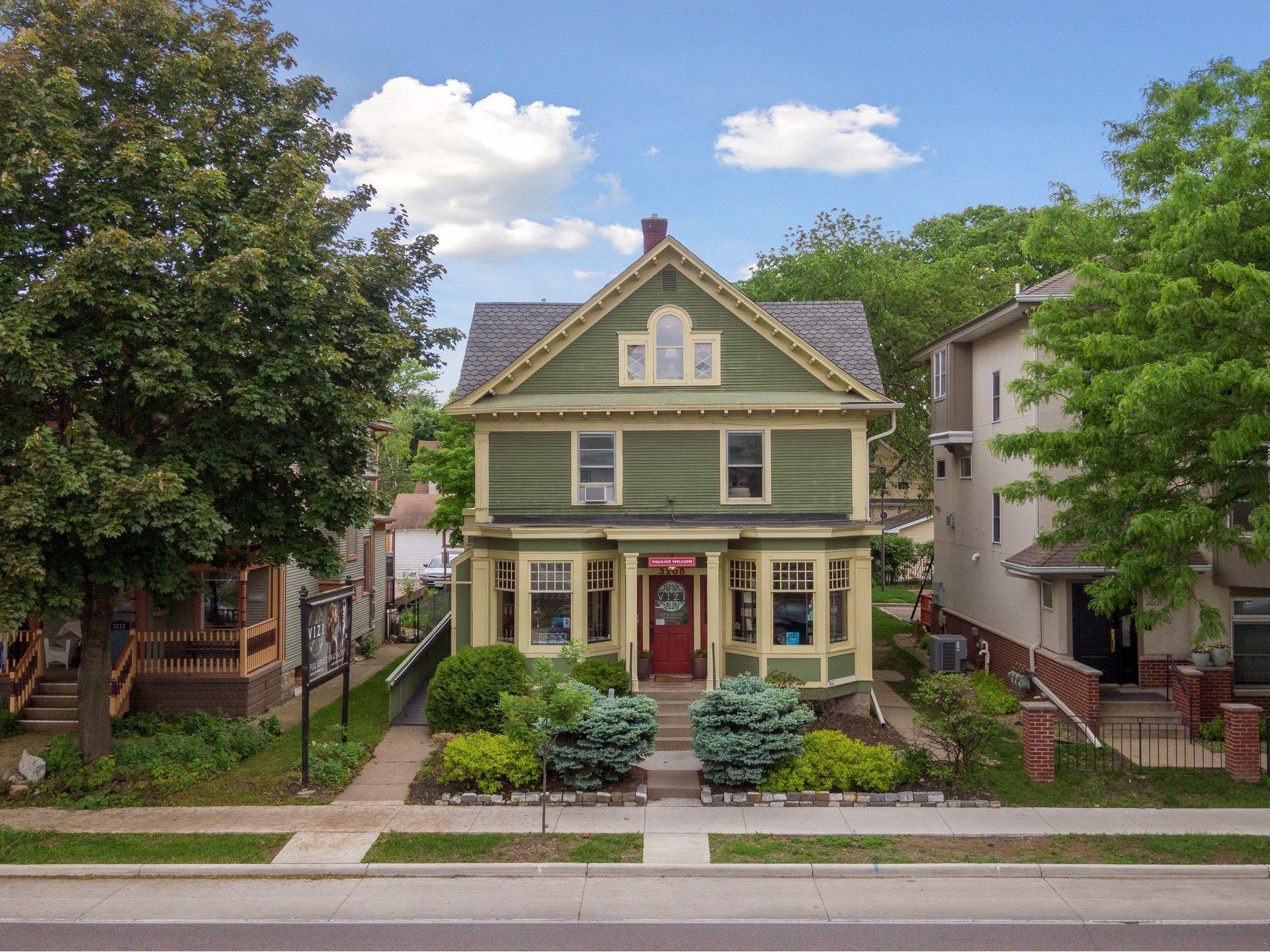 3208x Hennepin Avenue, Minneapolis, MN 55408 MLS 5763512 Edina Realty