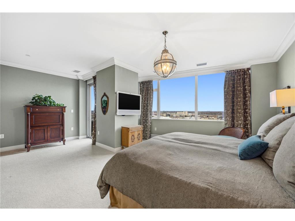 3209 Galleria #1302 Edina MN 55435 7032186 image16