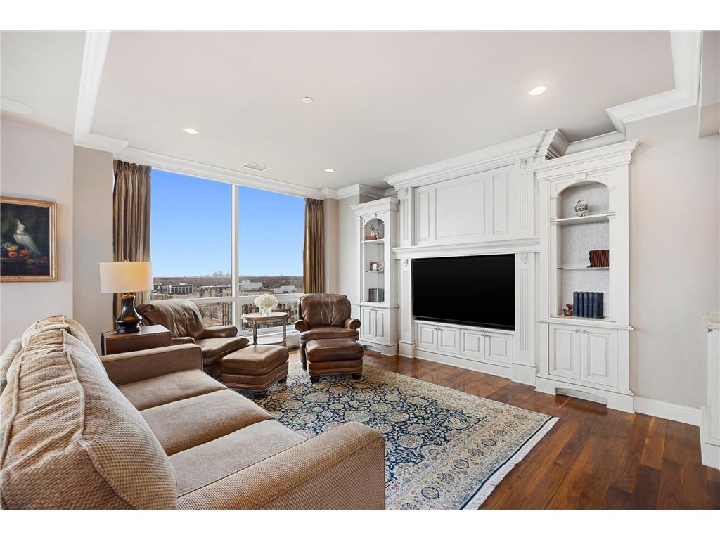 3209 Galleria #1302 Edina MN 55435 7032186 image2