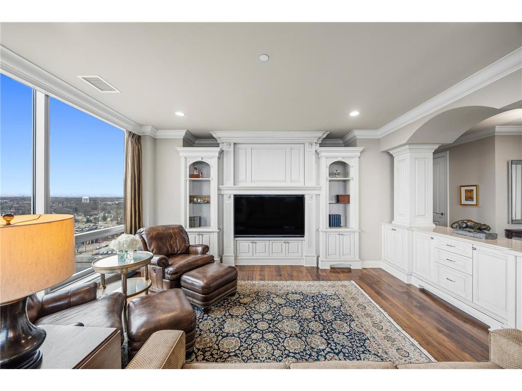 3209 Galleria #1302 Edina MN 55435 7032186 image3