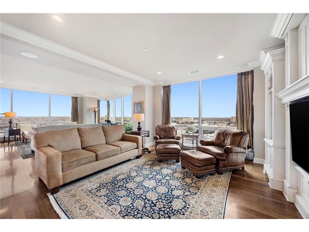 3209 Galleria #1302 Edina MN 55435 7032186 image4