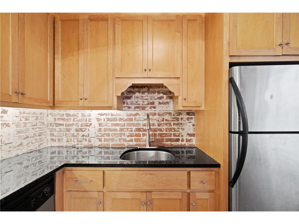 3209 Girard Avenue S #2 Minneapolis MN 55408 6766656 image12