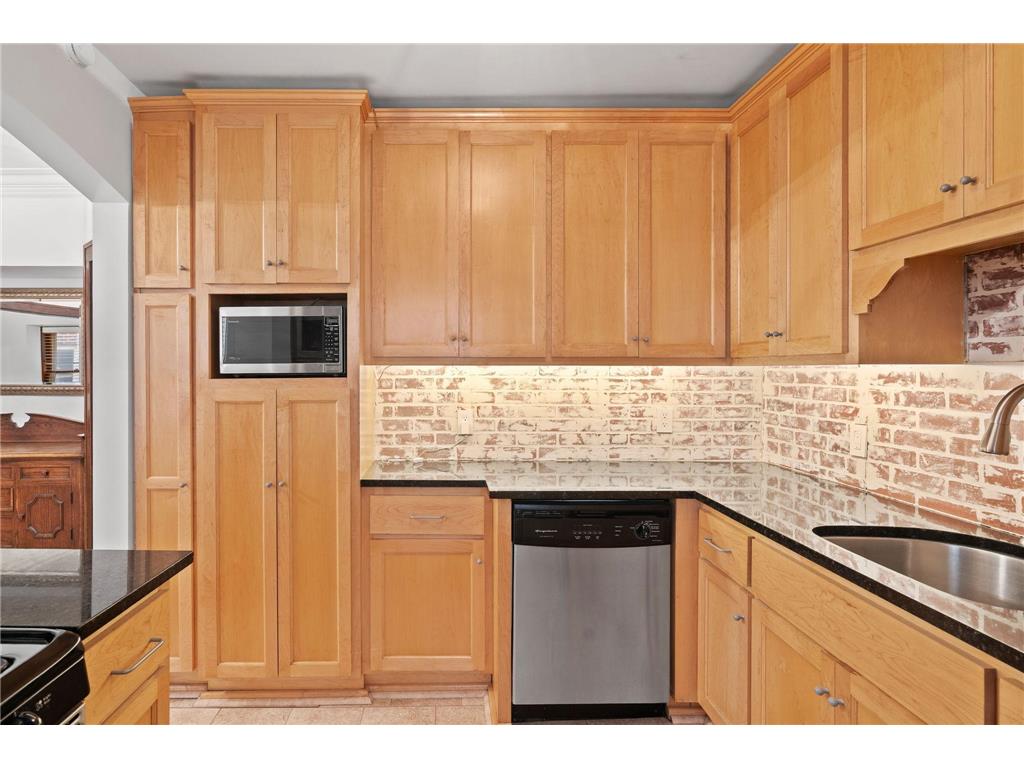 3209 Girard Avenue S #2 Minneapolis MN 55408 6766656 image14