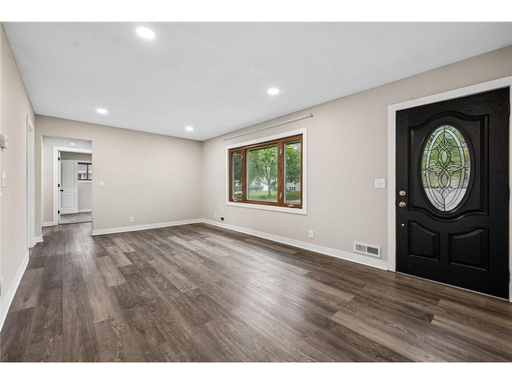 321 109th Avenue NW Coon Rapids MN 55448 7074572 image11