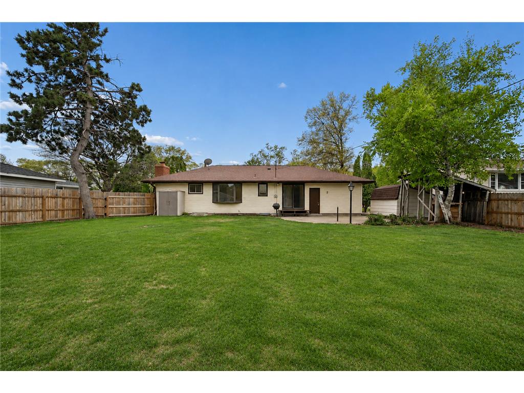 321 109th Avenue NW Coon Rapids MN 55448 7074572 image2