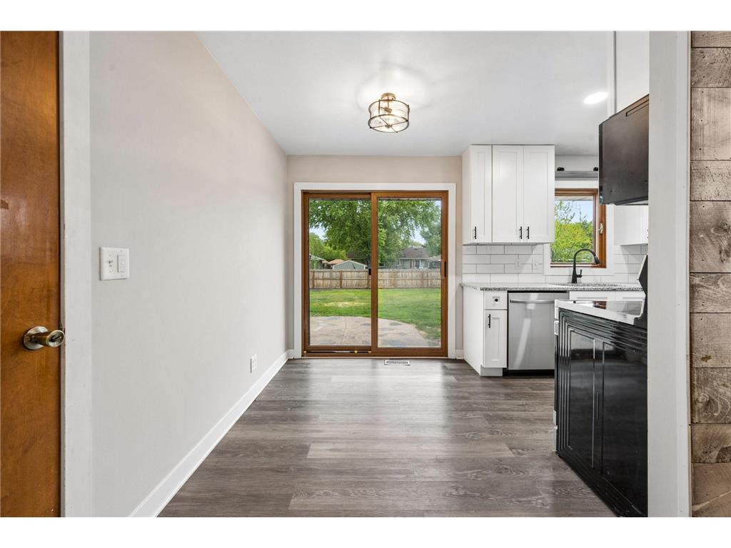 321 109th Avenue NW Coon Rapids MN 55448 7074572 image8