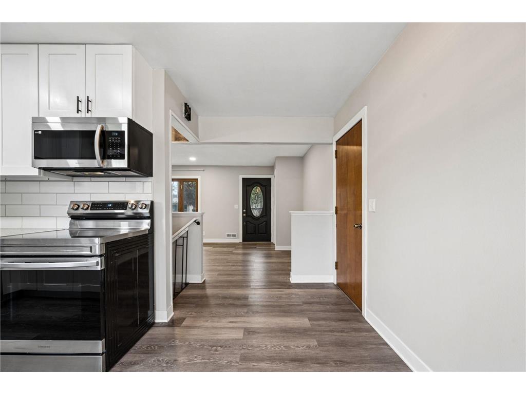 321 109th Avenue NW Coon Rapids MN 55448 7074572 image9