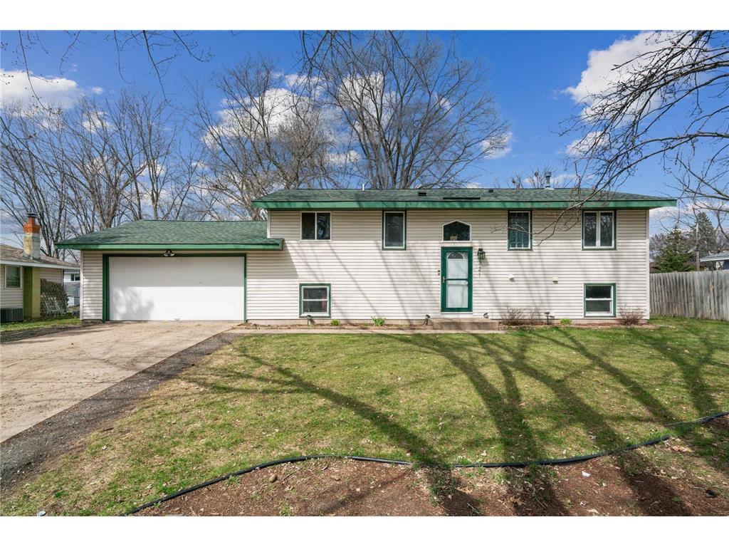 321 110th Avenue NW Coon Rapids MN 55448 6496065 image1