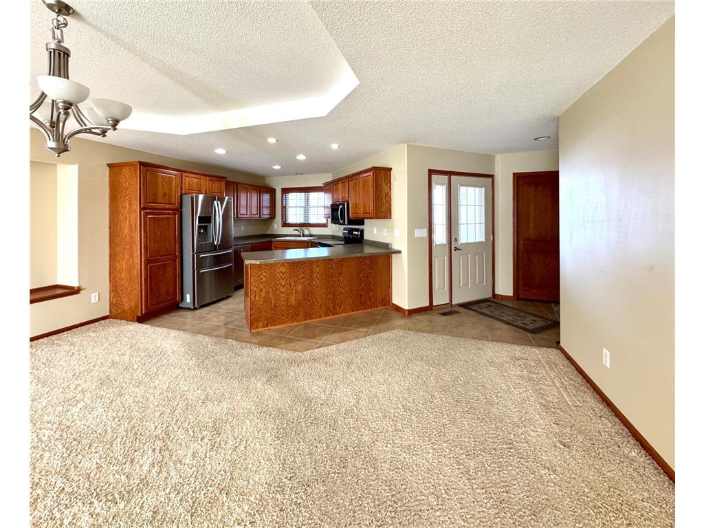 321 15th Avenue NW Willmar MN 56201 - Foot 6790467 image10