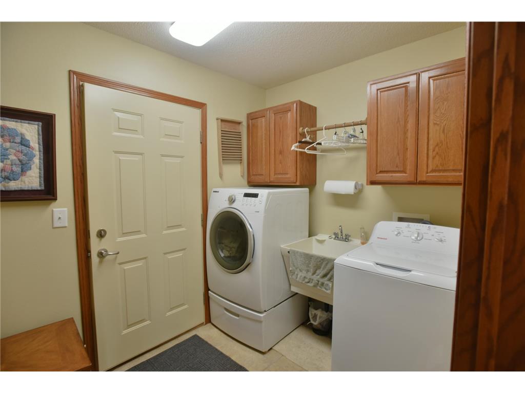 321 15th Avenue NW Willmar MN 56201 - Foot 6790467 image35