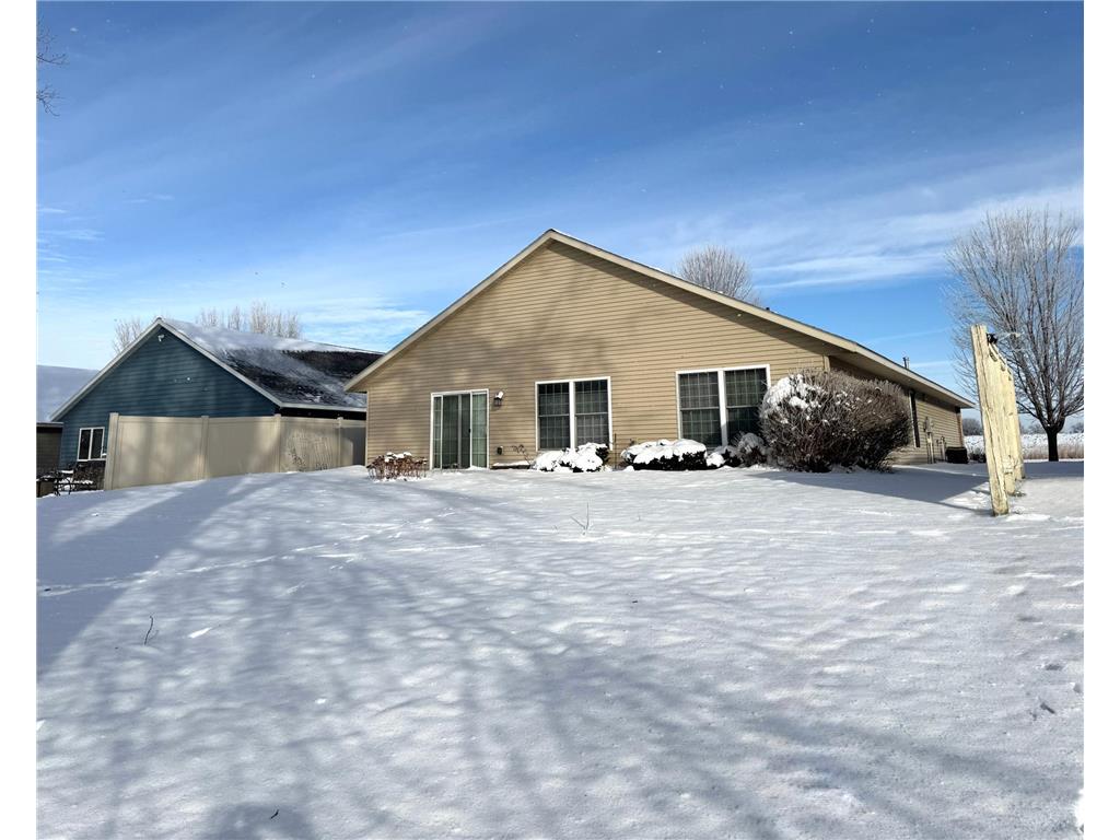 321 15th Avenue NW Willmar MN 56201 - Foot 6790467 image41