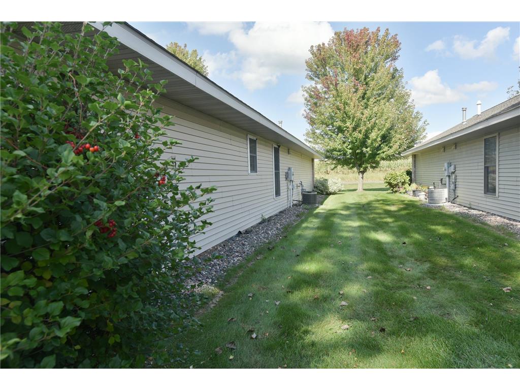 321 15th Avenue NW Willmar MN 56201 - Foot 6790467 image43