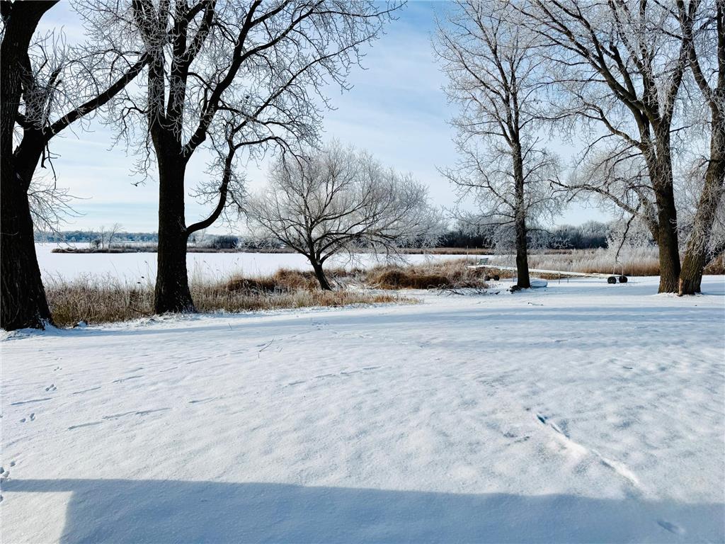 321 15th Avenue NW Willmar MN 56201 - Foot 6790467 image50