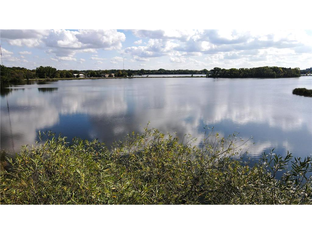 321 15th Avenue NW Willmar MN 56201 - Foot 6790467 image52