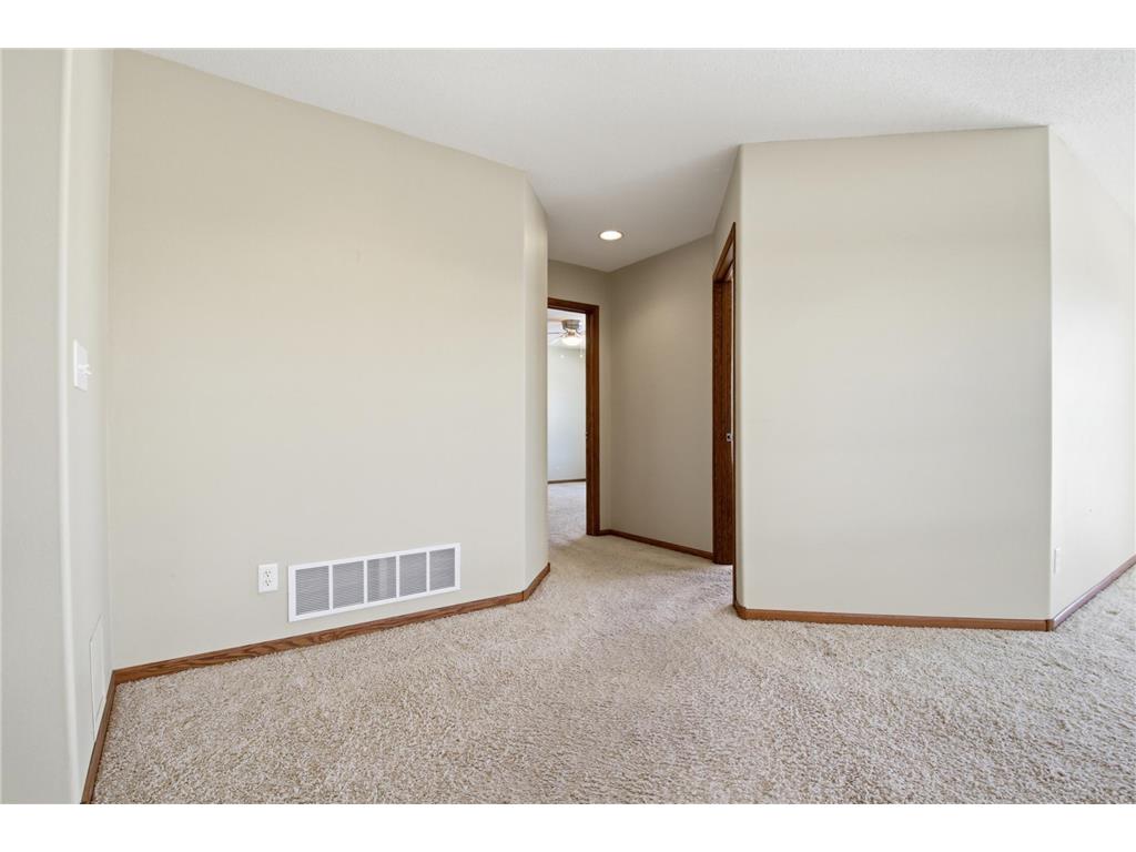 321 15th Avenue NW Willmar MN 56201 - Foot 7034523 image27