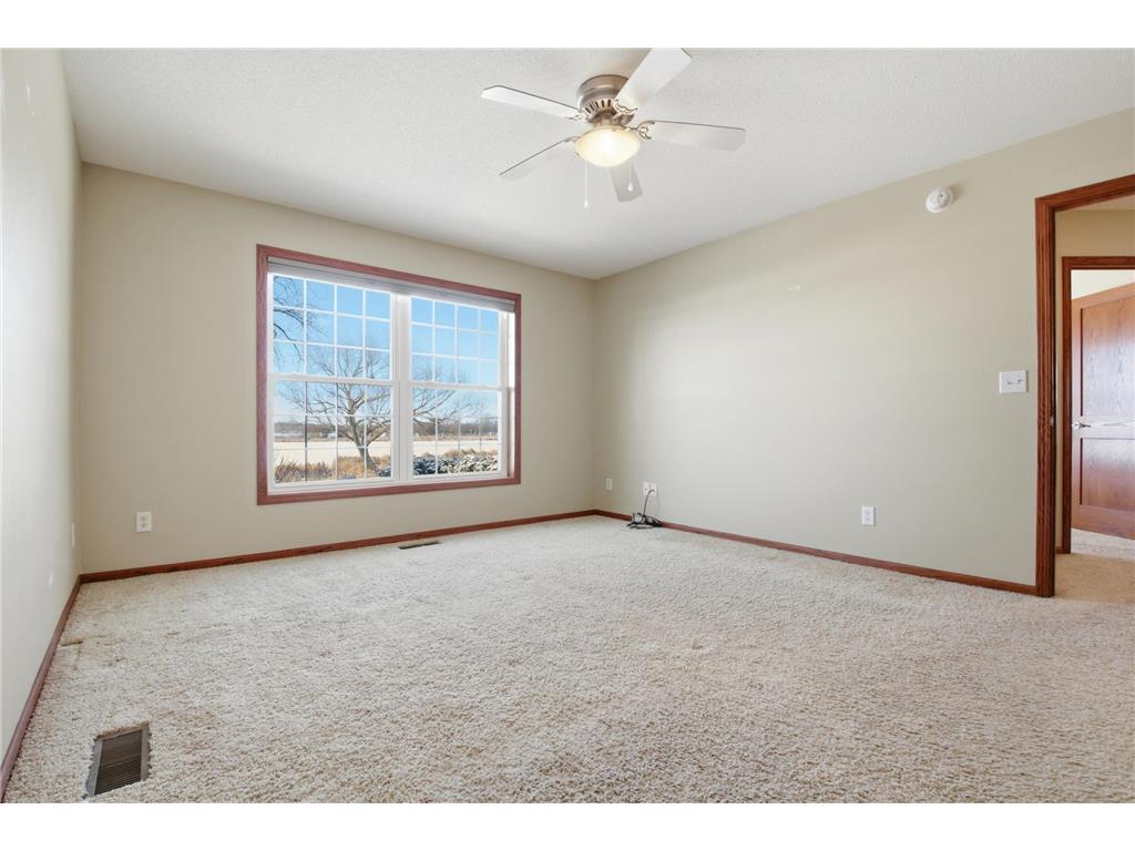 321 15th Avenue NW Willmar MN 56201 - Foot 7034523 image29