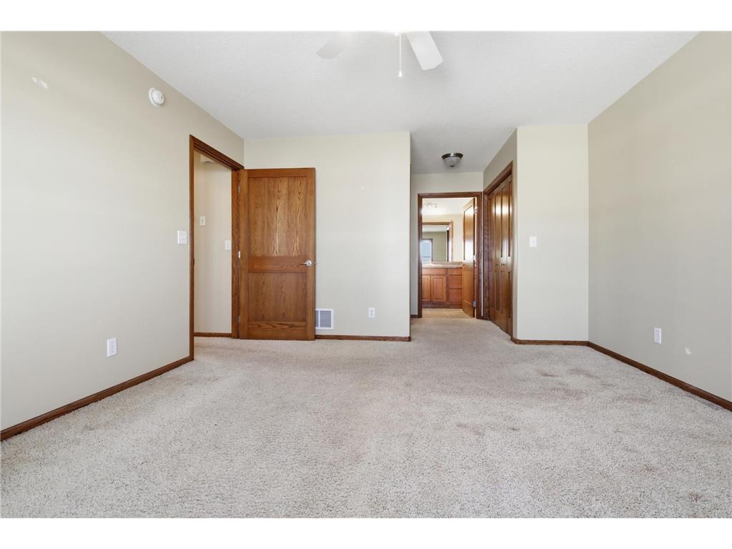 321 15th Avenue NW Willmar MN 56201 - Foot 7034523 image31