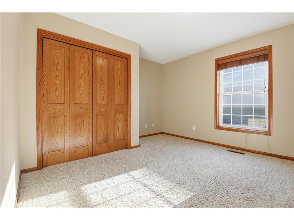 321 15th Avenue NW Willmar MN 56201 - Foot 7034523 image40