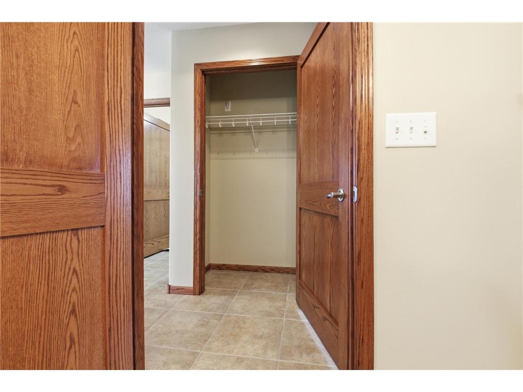 321 15th Avenue NW Willmar MN 56201 - Foot 7034523 image41