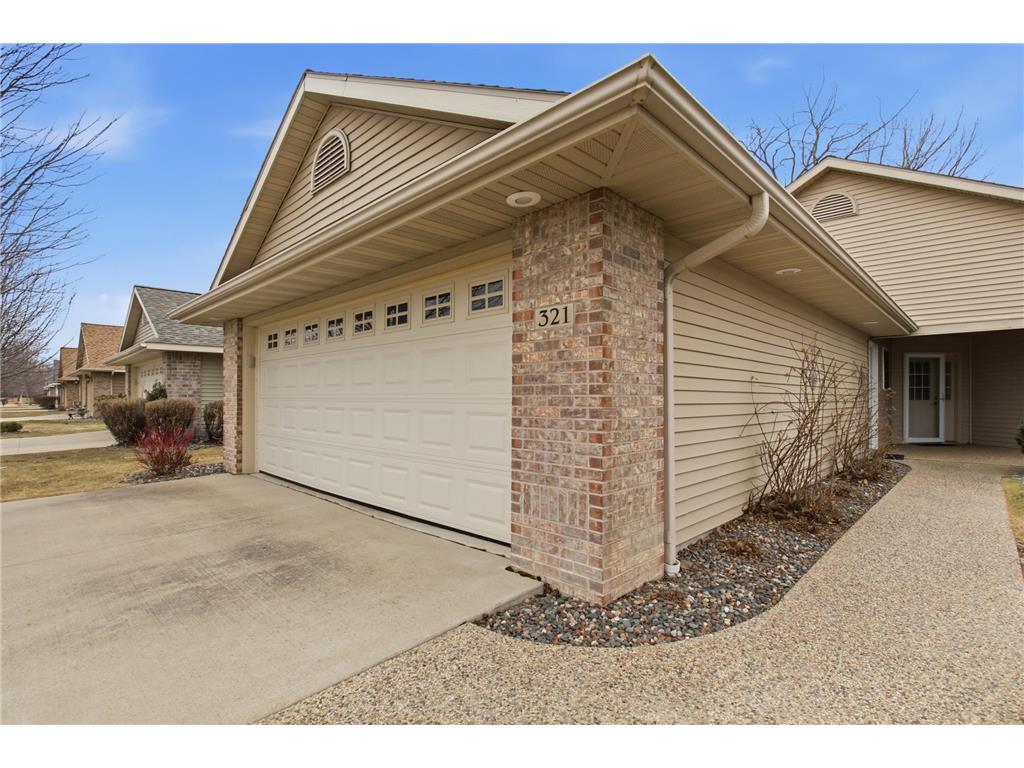 321 15th Avenue NW Willmar MN 56201 - Foot 7034523 image8