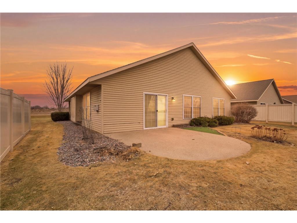 321 15th Avenue NW Willmar MN 56201 - Foot 7034523 image9