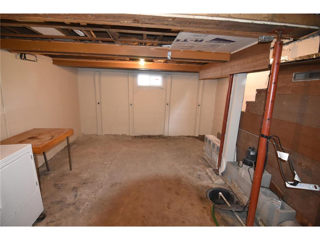 321 1st Avenue SW Baudette MN 56623 7059718 image14