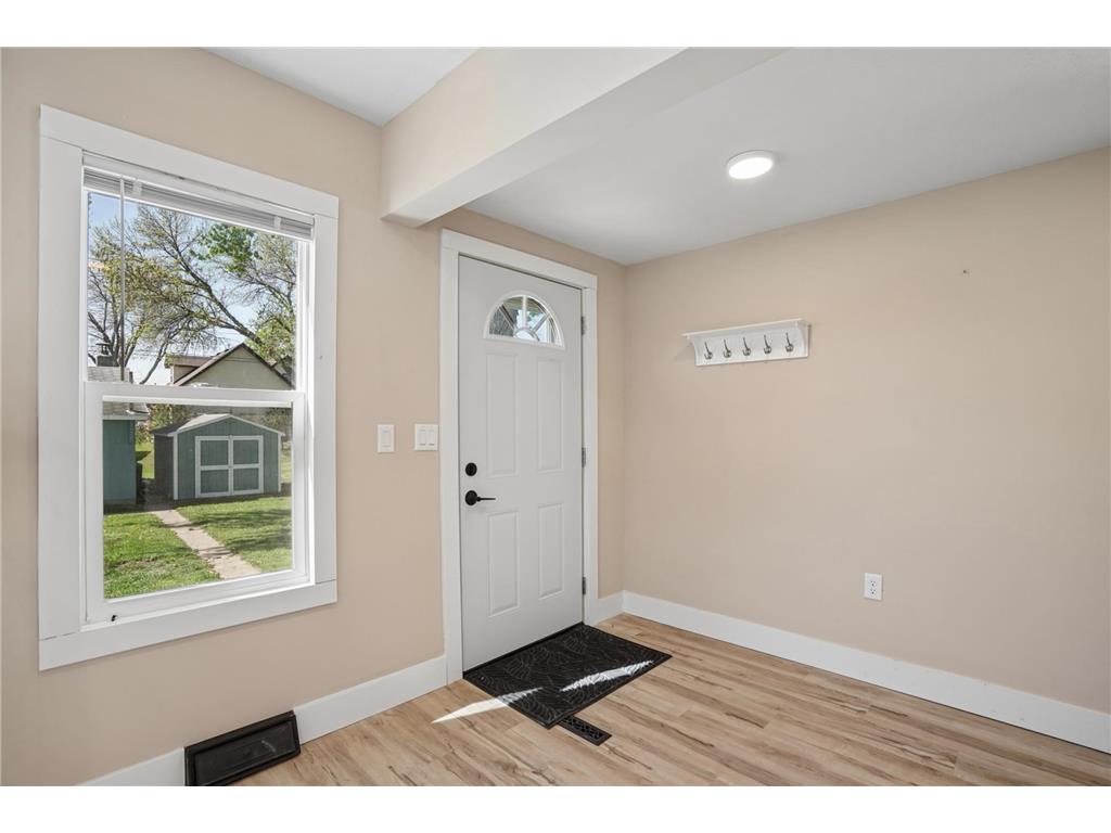 321 1st Street NE Plato MN 55370 7087598 image10