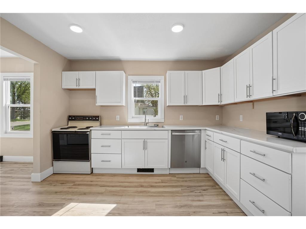 321 1st Street NE Plato MN 55370 7087598 image19
