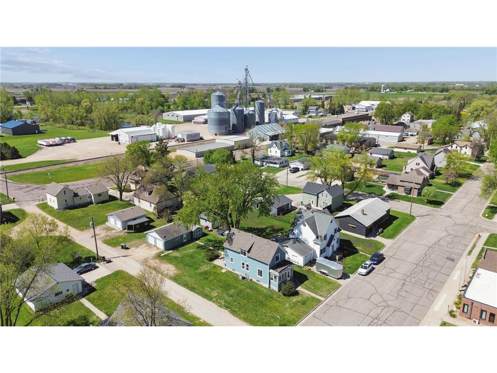 321 1st Street NE Plato MN 55370 7087598 image48