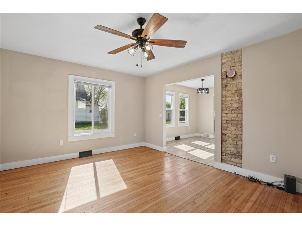 321 1st Street NE Plato MN 55370 7087598 image8