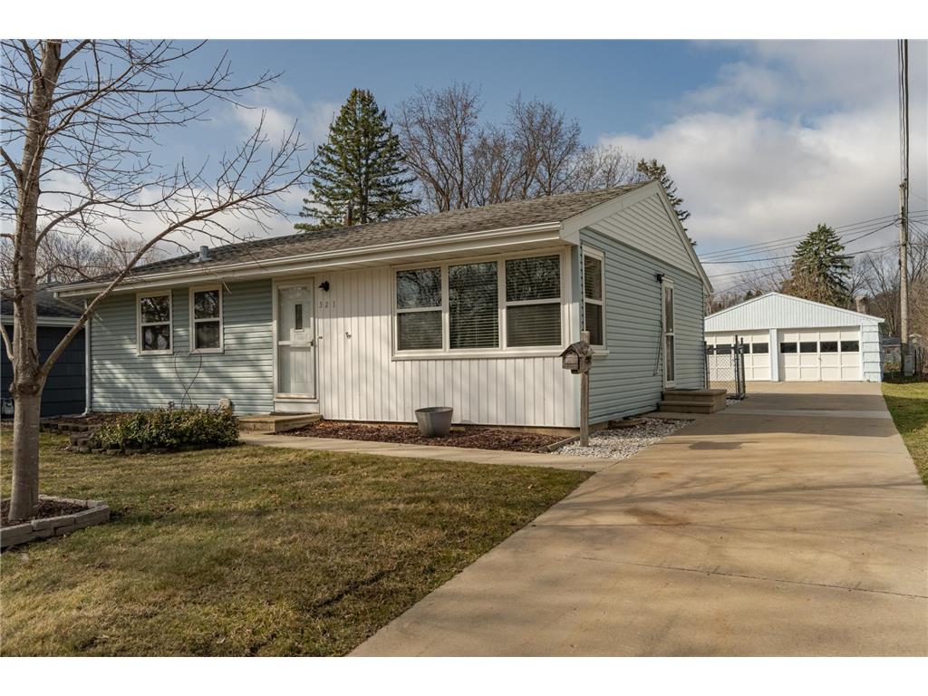 321 36th Avenue NW Rochester MN 55901 6513308 image1