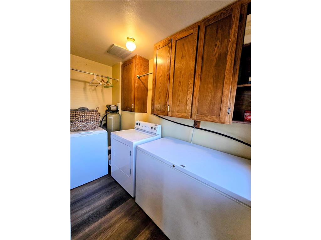 321 5th Avenue SE Pipestone MN 56164 7031002 image18