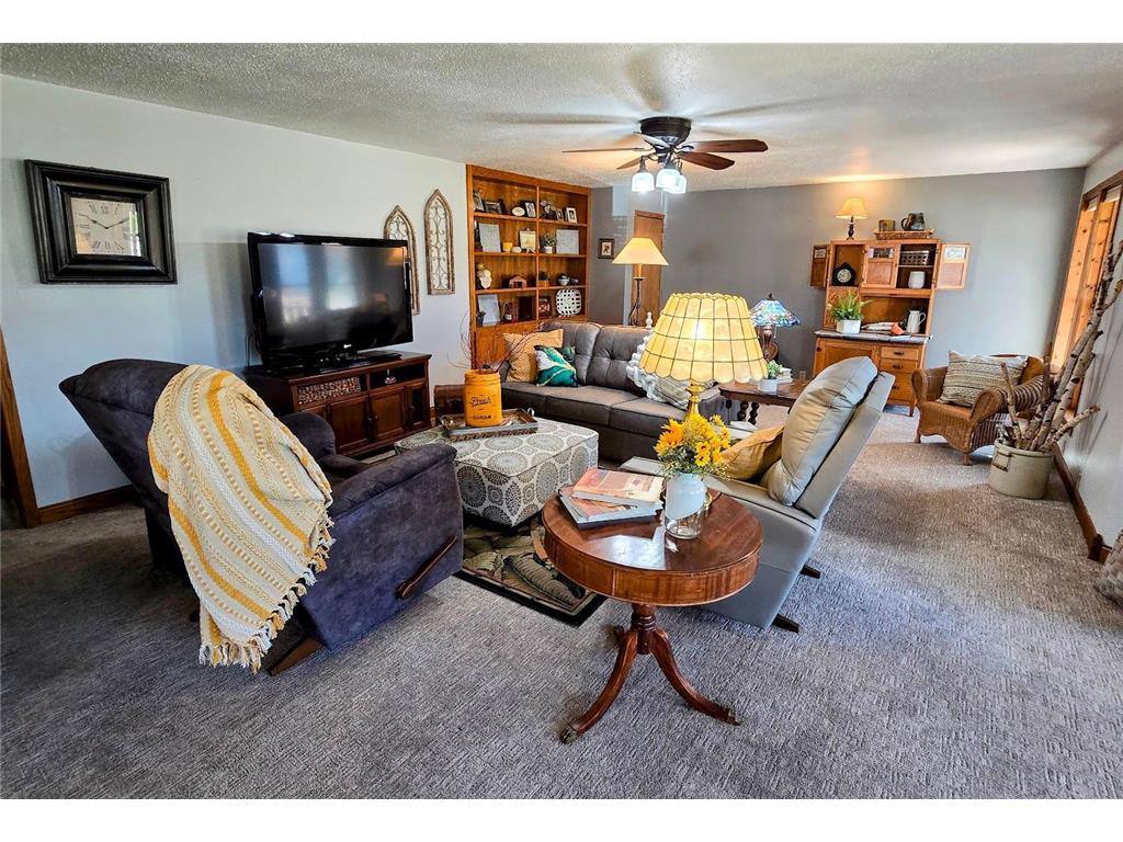 321 5th Avenue SE Pipestone MN 56164 7031002 image20