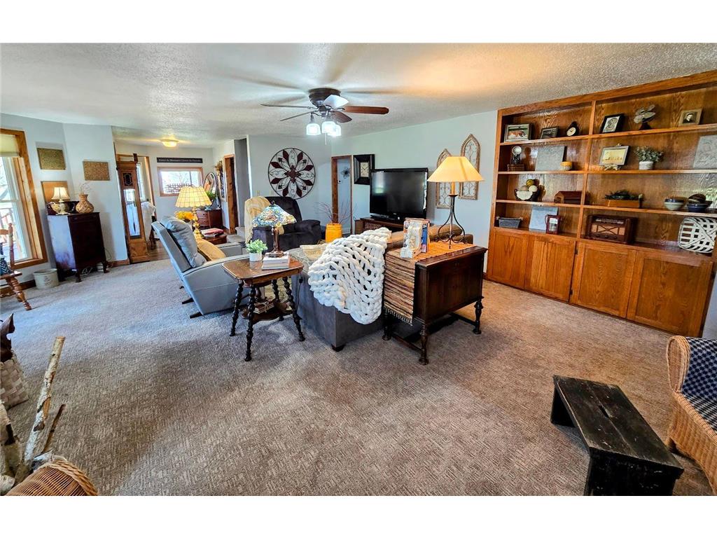 321 5th Avenue SE Pipestone MN 56164 7031002 image24