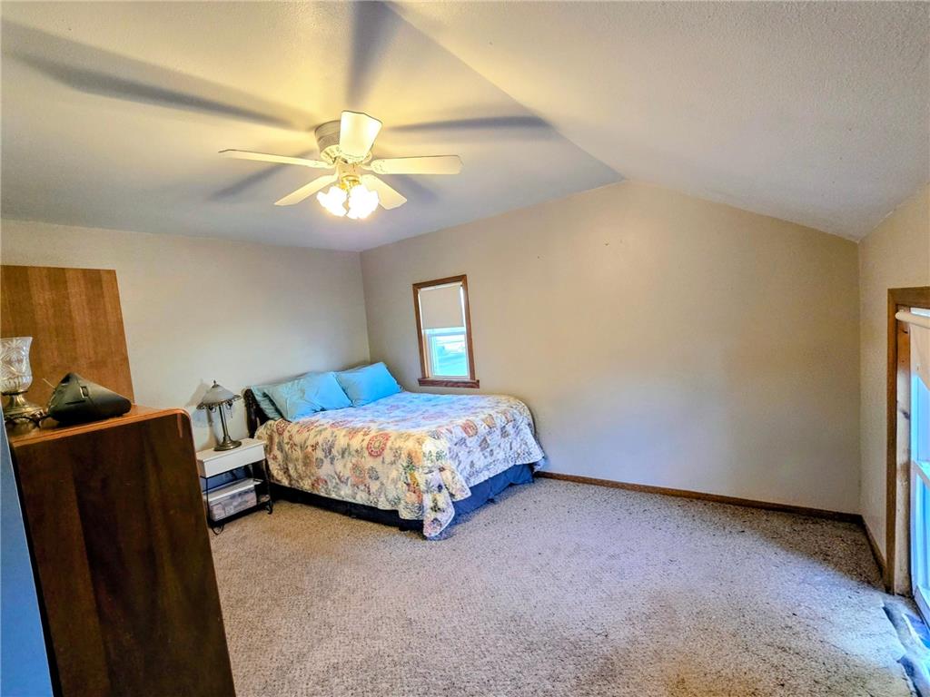 321 5th Avenue SE Pipestone MN 56164 7031002 image29