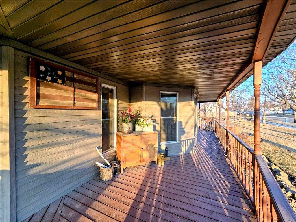 321 5th Avenue SE Pipestone MN 56164 7031002 image3