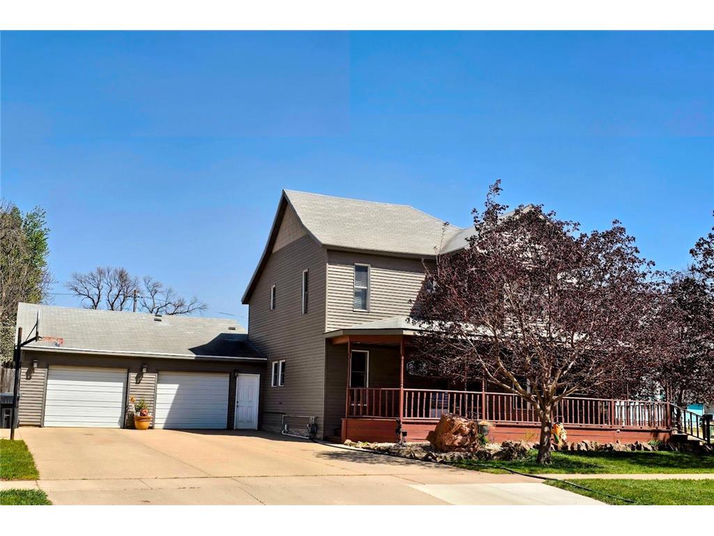 321 5th Avenue SE Pipestone MN 56164 7031002 image55