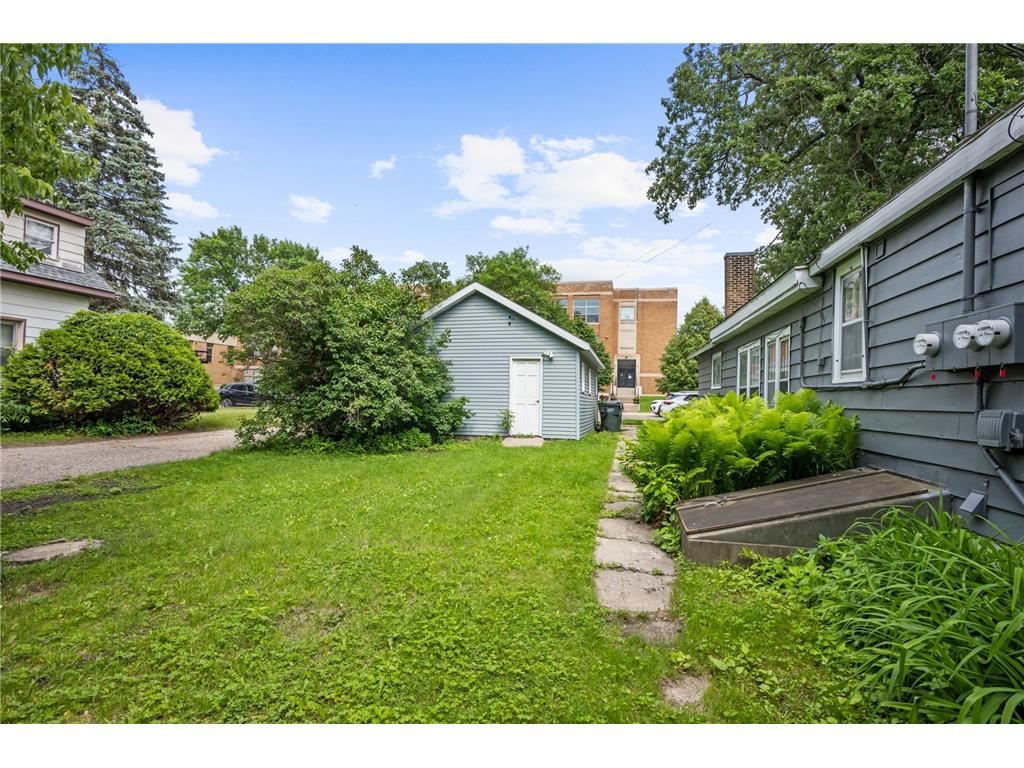 321 6th Avenue E Alexandria MN 56308 7098633 image9