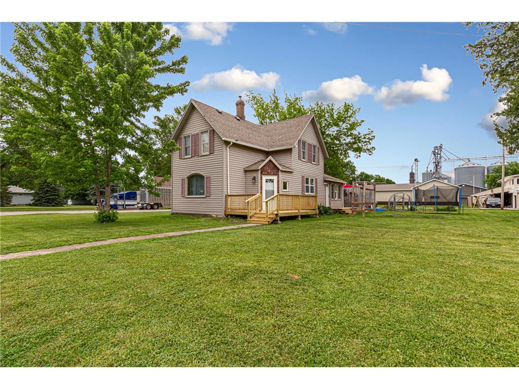 321 Ash Avenue N New Richland MN 56072 7084147 image22