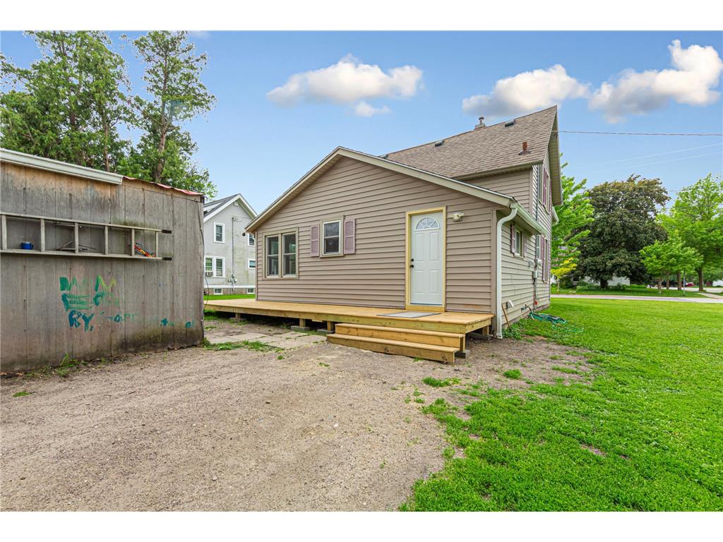 321 Ash Avenue N New Richland MN 56072 7084147 image26